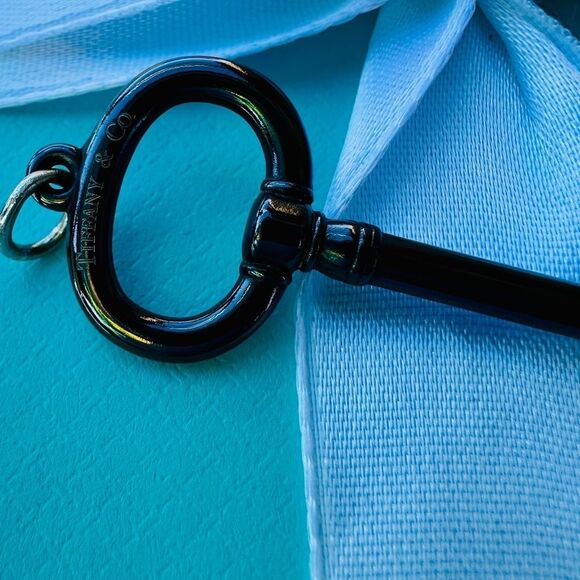 🗝️Retired Tiffany & Co. Titanium Key Charm🗝️ - Picture 3 of 6